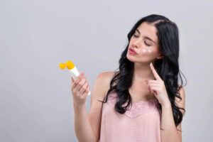 melhor protetor solar para manchas no rosto