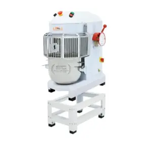 Batedeira Planetária Venâncio 18L Monofásica com Pé VBPS18P